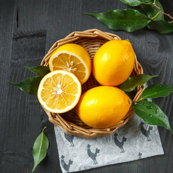 Лимоны желто-оранжевые