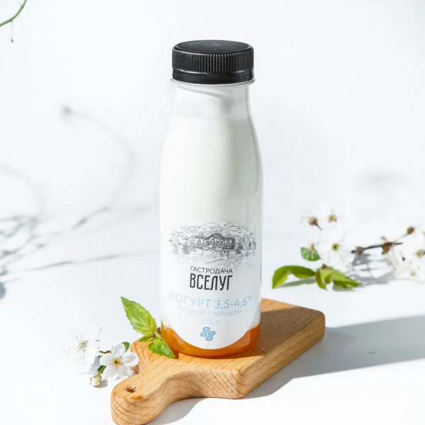 % Йогурт питьевой персиковый 4%