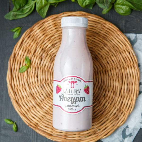 % Йогурт фермерский с малиной 3,0-4,5%