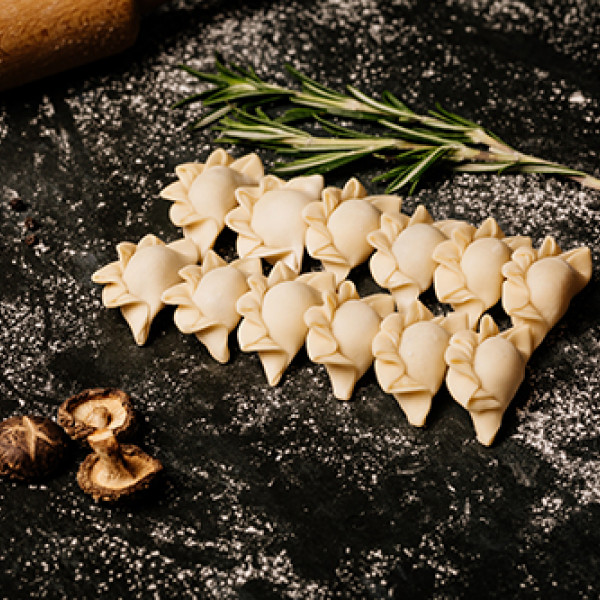 Вареники с картофелем и грибами шиитаке замороженные Вареники с картофелем и грибами шиитаке замороженные
