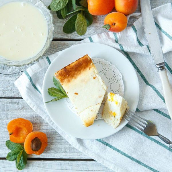 Запеканка с персиком