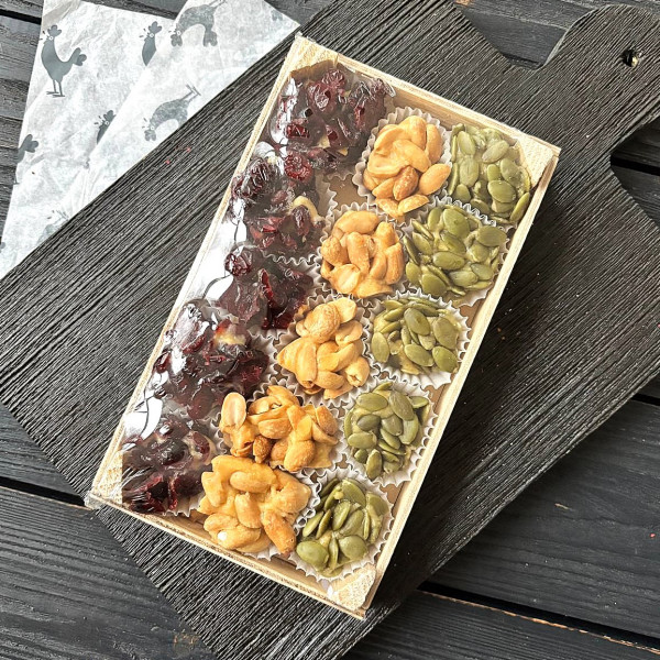 Халва ягодно-ореховая