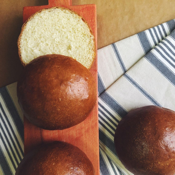 Булочка бриошь