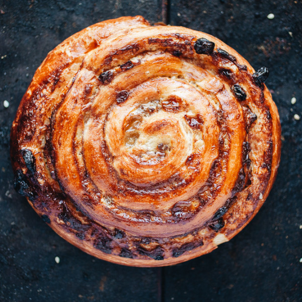 Улитка с изюмом