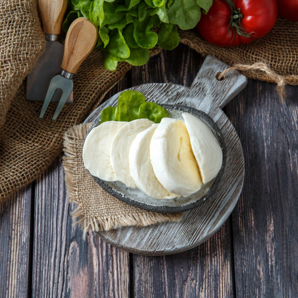 % Сыр Моцарелла