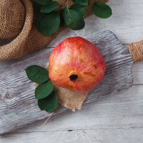 Гранат красный