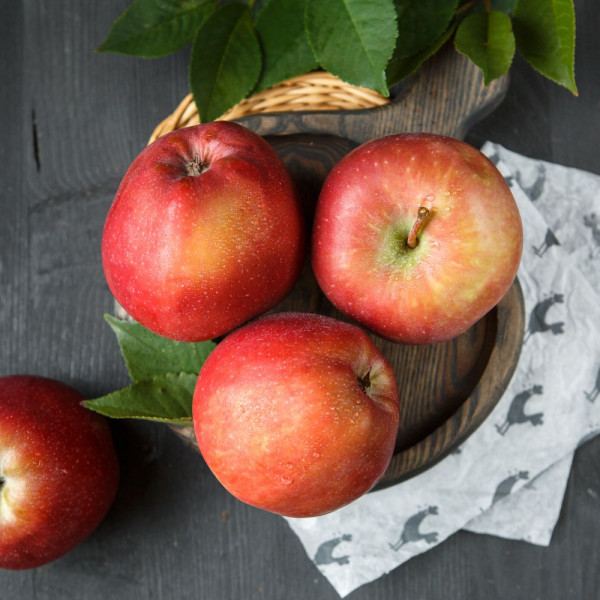 Яблоки Ред Делишес